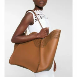 Alaïa Lili 32 Large Leather Tote