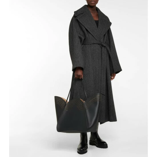 Alaïa Lili 32 Large Leather Tote - Image 4