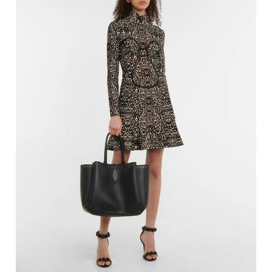 Alaïa Angèle 32 Medium Leather Tote - Image 4