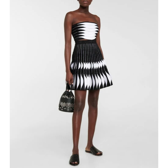 Alaïa Leather Sandals